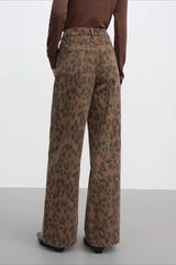 High Waist Leopard Straight Jean