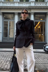 Elegant Fitted Single-Button Blazer