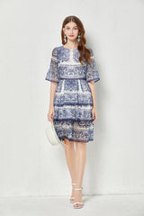High End Blue White Porcelain Printed Horn Sleeve 3 Layer Cake Dress Silk Large Pendulum Dress