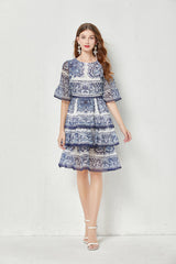 High End Blue White Porcelain Printed Horn Sleeve 3 Layer Cake Dress Silk Large Pendulum Dress
