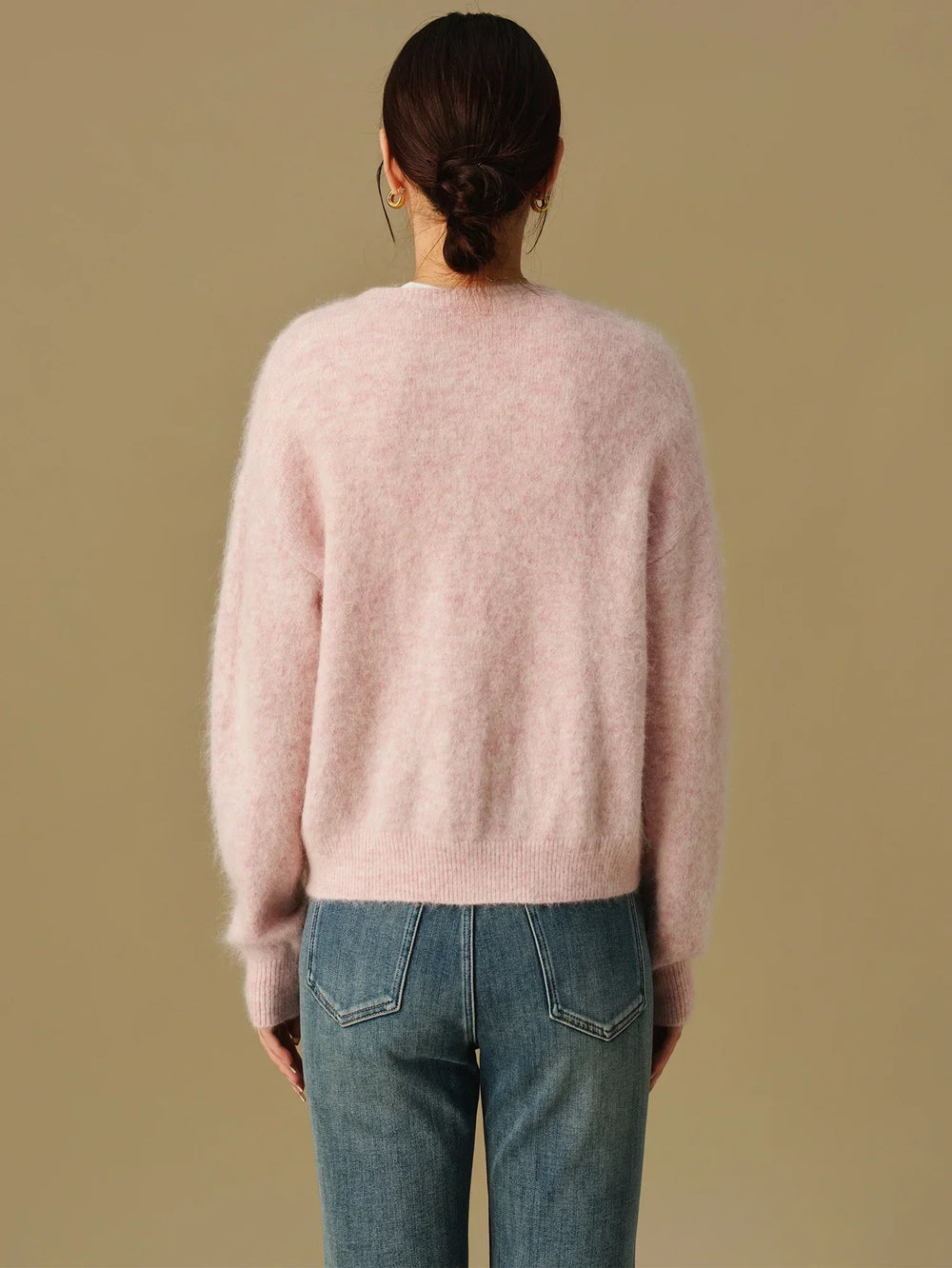 Versatile Round Neck Winter Knitted Cardigan for Women cardiagn-250126