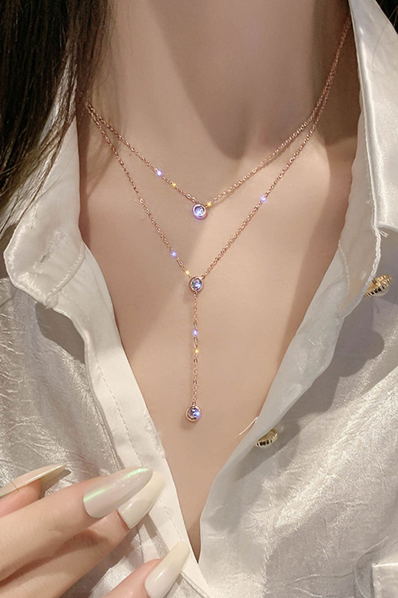 Double Layered Sparkling Pendant Necklace