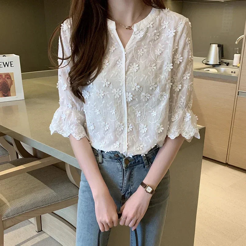 Embroidered White Cotton Floral Korean Style Blouse blouse-250126