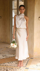 Mature Elegant Sleeveless Halter Solid Color Satin Dress