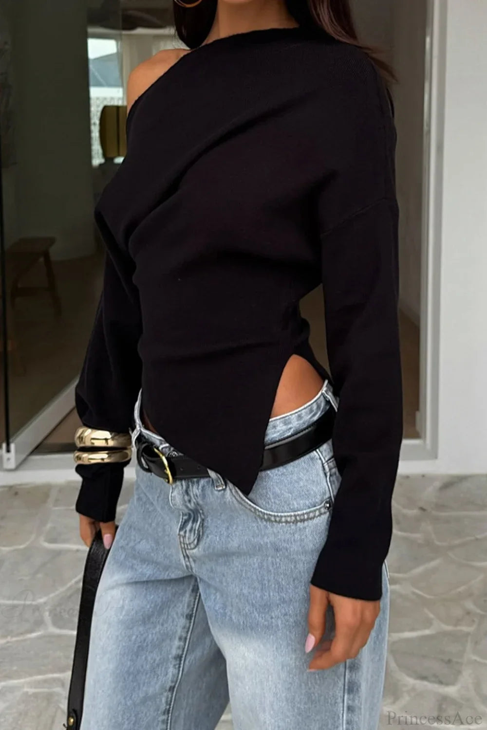 Solid Fleece Off-shoulder Slim Long Sleeve Tee Black / S