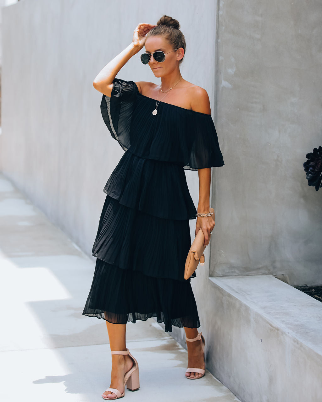 Bonifacio Tiered Pleated Midi Dress - Black