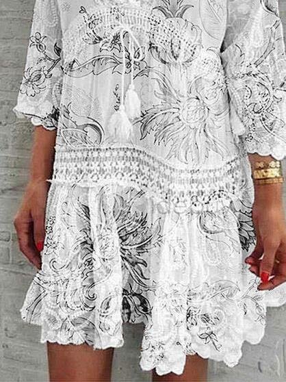 V-Neck Printed Three-Quarter Sleeve Casual Dress